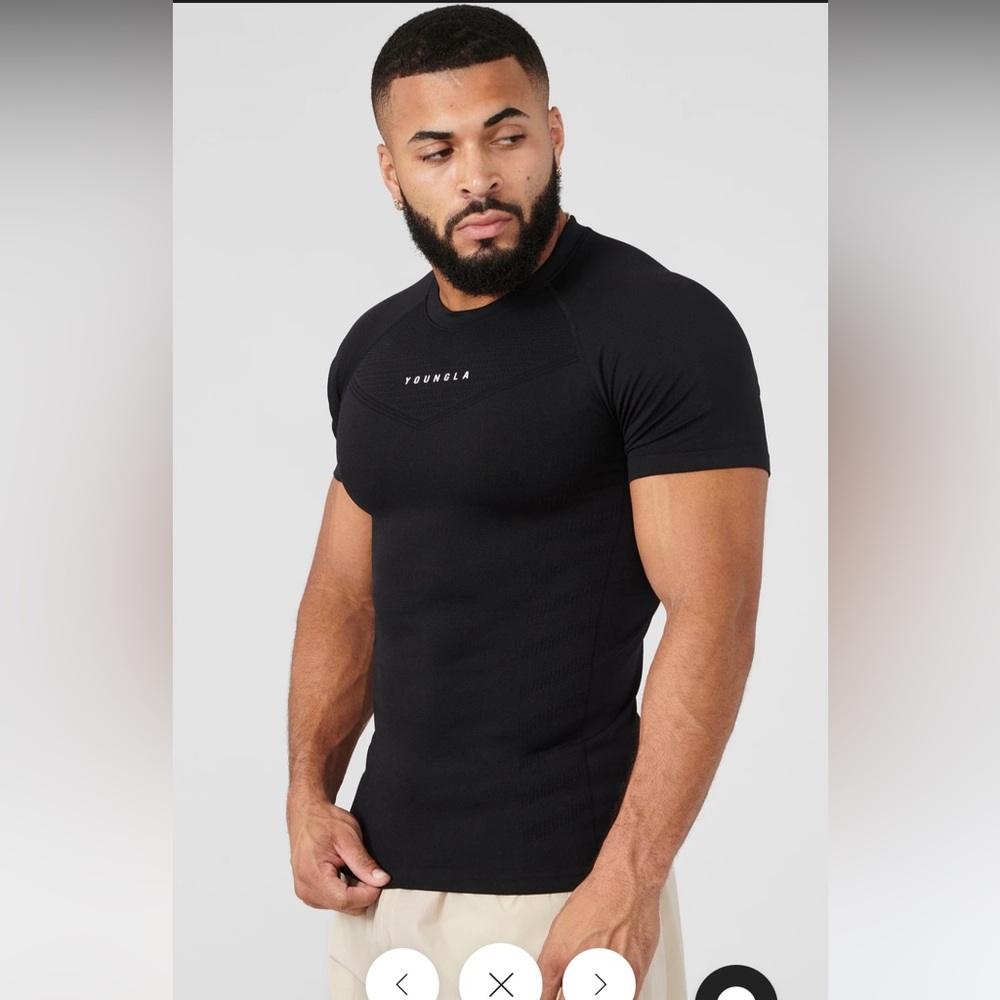 NWT YoungLA Super Villain Black T-Shirt - size S